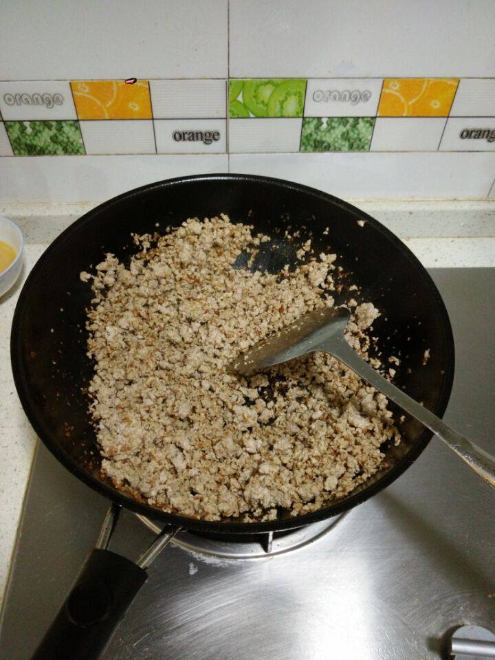 芝麻鲜肉萝卜丝饼步骤3