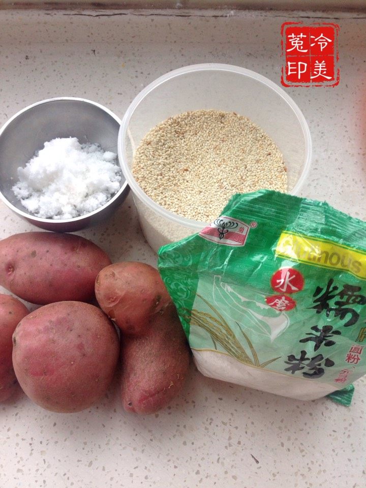 土豆枣泥芝麻饼步骤1