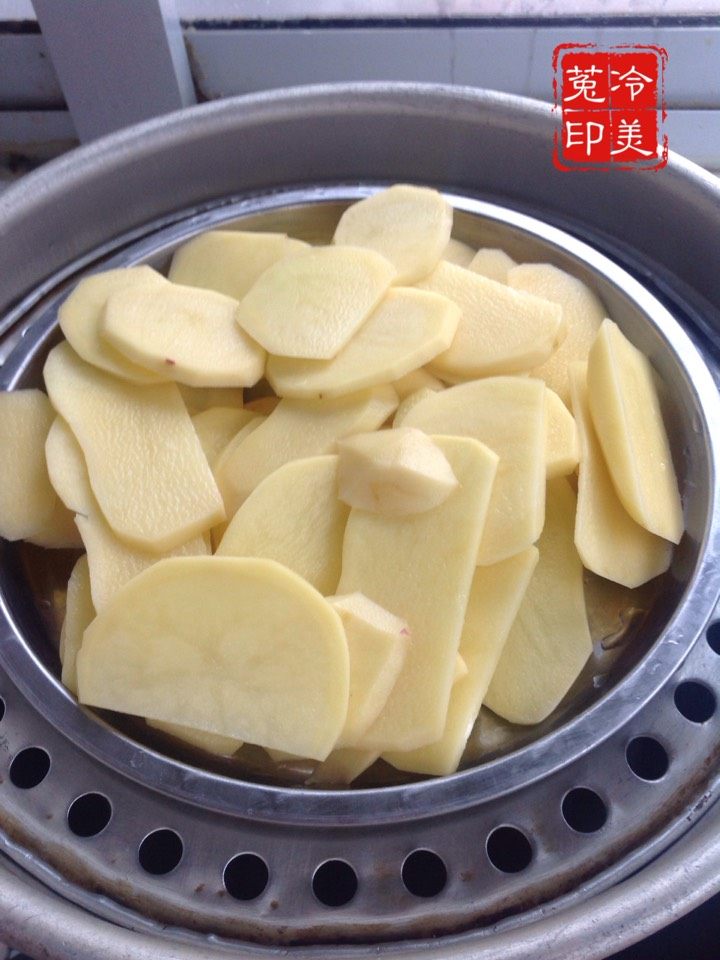 土豆枣泥芝麻饼步骤3