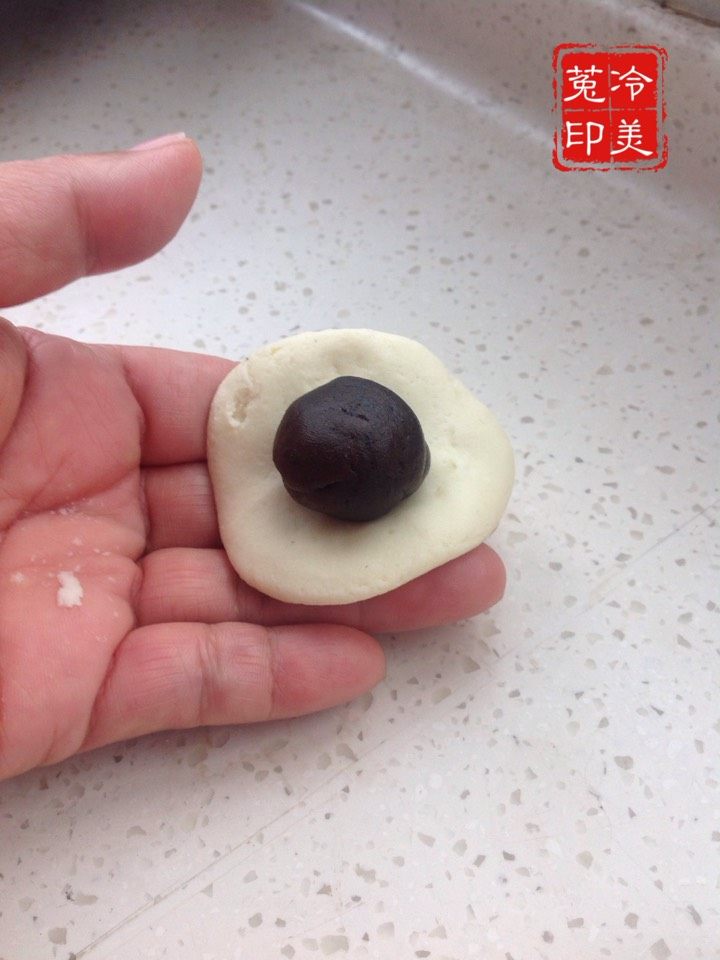 土豆枣泥芝麻饼步骤9