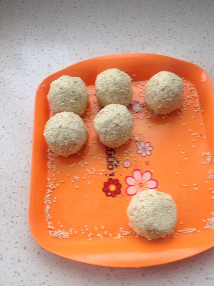 土豆枣泥芝麻饼步骤16