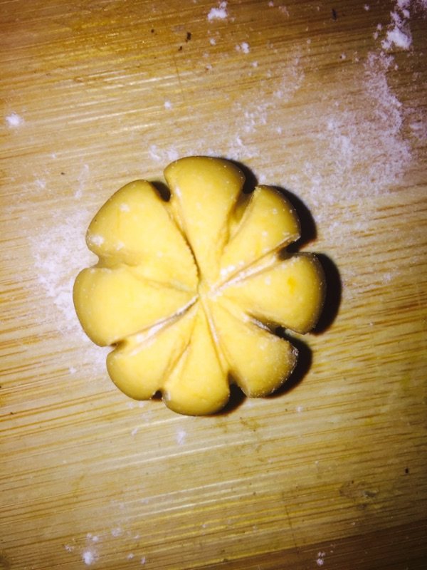 油炸南瓜饼步骤6