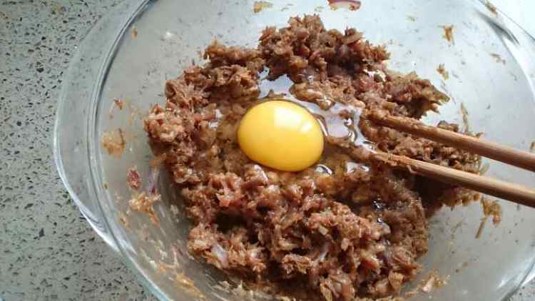 酱牛肉馅饼步骤5