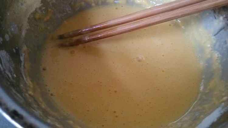 双椒培根鸡蛋饼步骤2