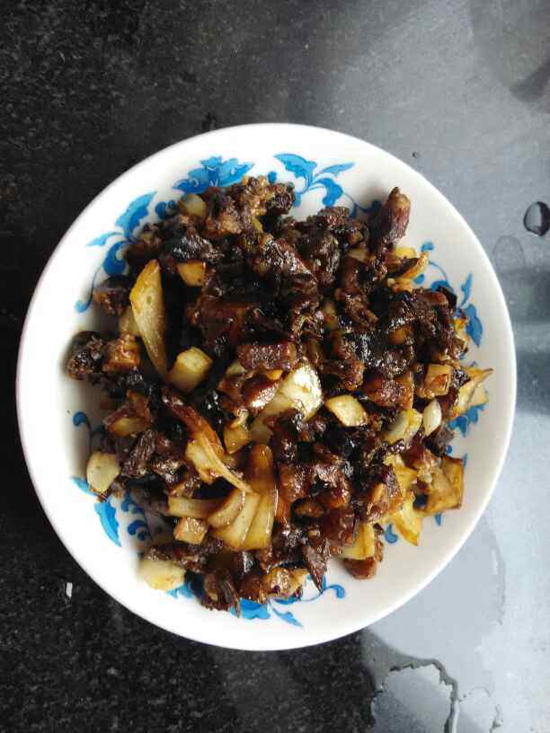烙牛肉饼步骤2