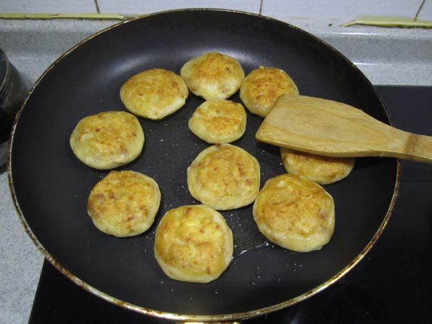肉沫土豆饼步骤10