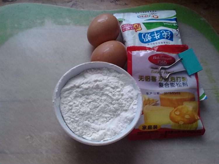 奶香鸡蛋饼步骤1