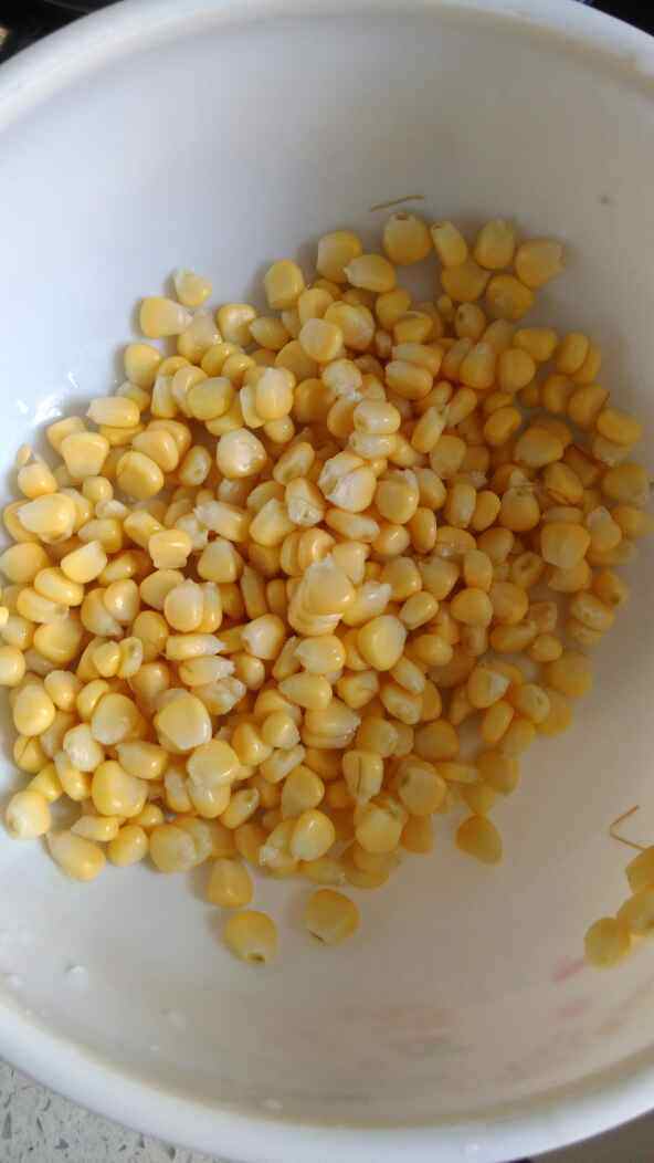 玉米奶香芝麻小饼步骤1