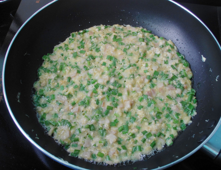 燕麦韭菜鸡蛋饼步骤6