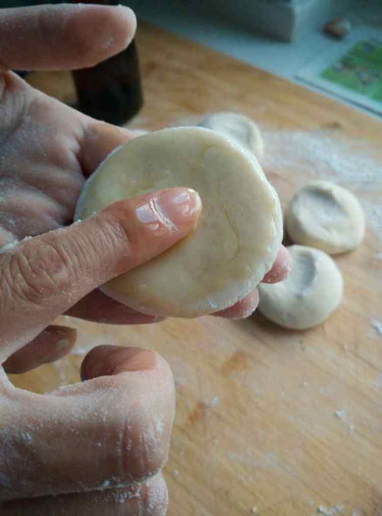烫面卷饼步骤6