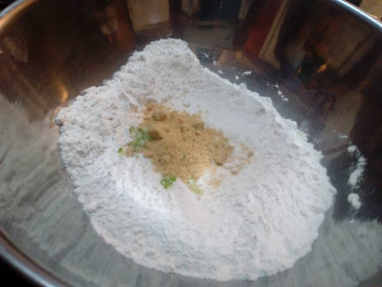 生菜培根卷饼步骤3