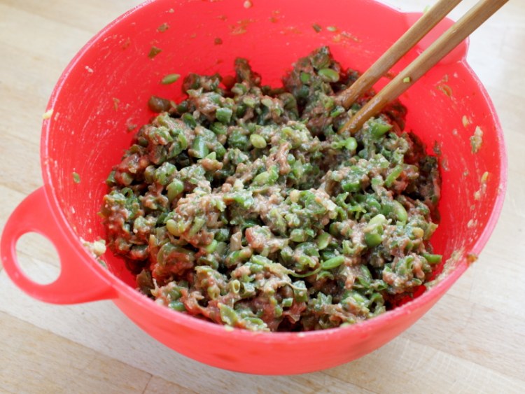豆角牛肉馅饼步骤5