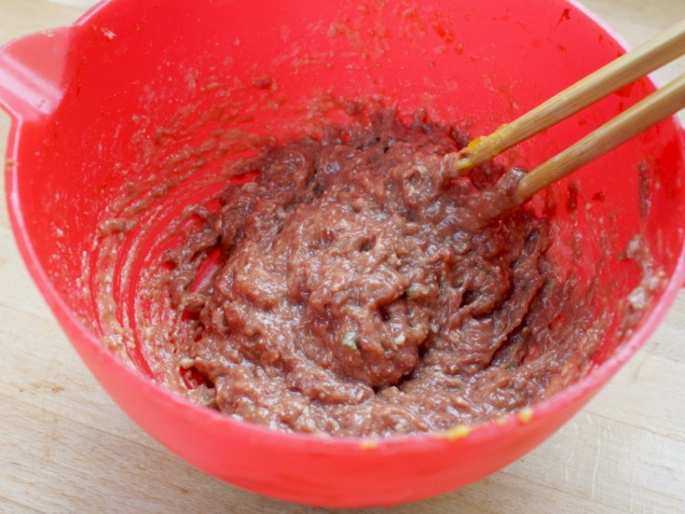 豆角牛肉馅饼步骤3
