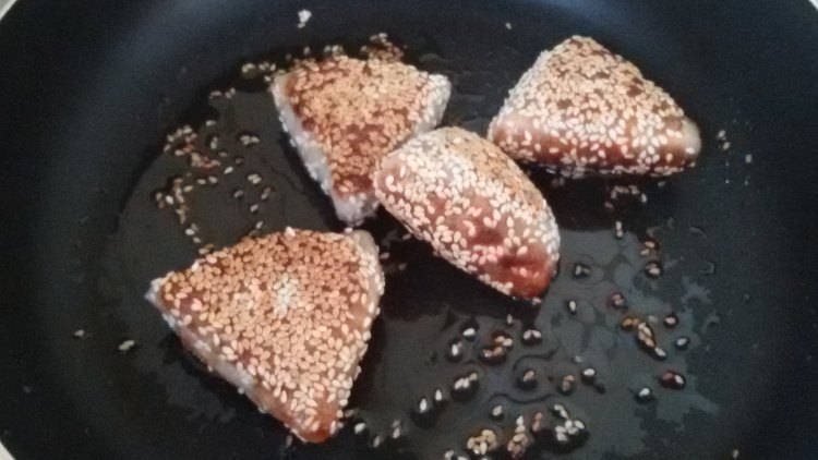 【手工美食】香煎芝麻步骤6