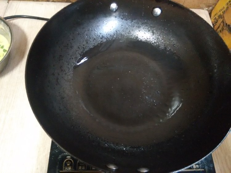 【手工美食】青椒鸡蛋步骤6