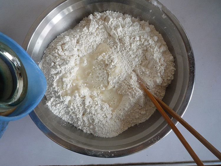 香椿手抓饼步骤1