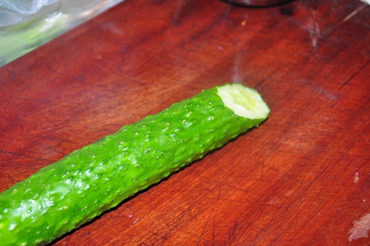 青瓜虾仁蛋饼步骤2