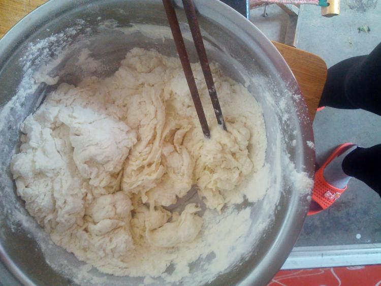 葱香手抓饼步骤2