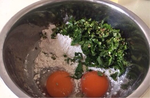 马兰头鸡蛋摊饼步骤3
