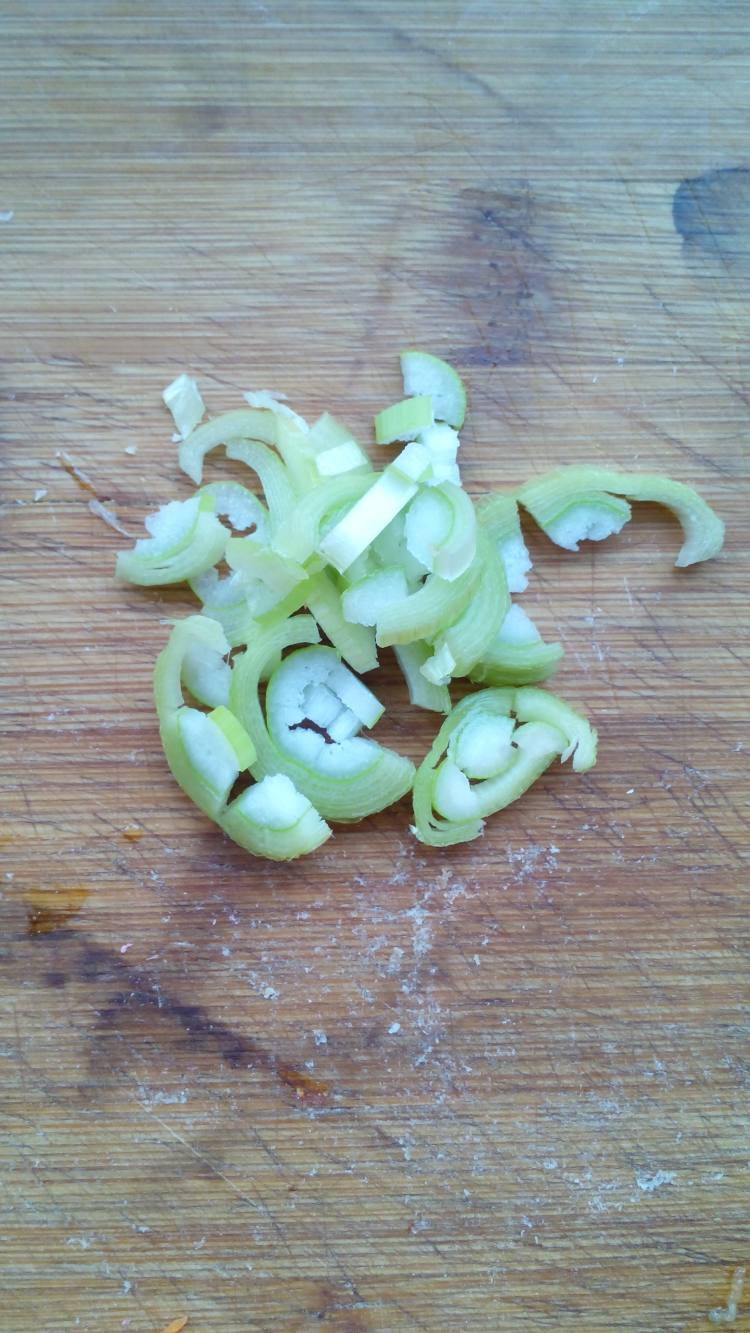 黄瓜杂粮煎饼步骤3