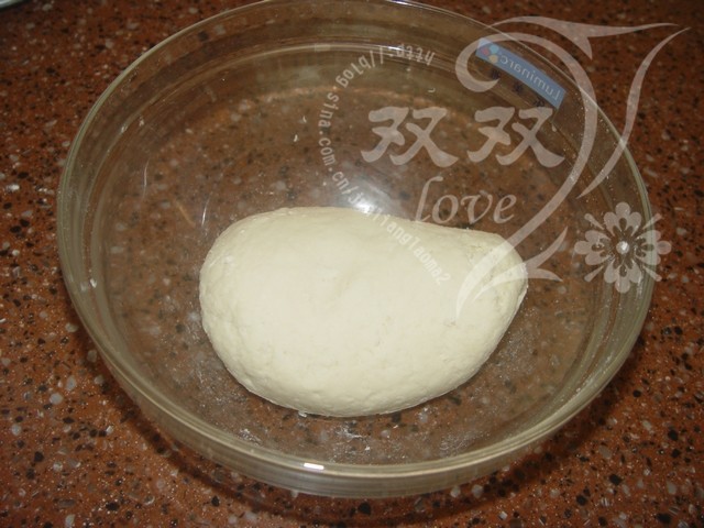 烫面筋饼步骤3