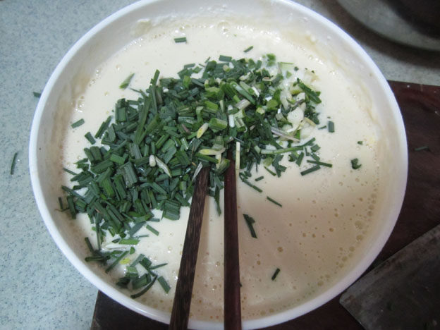 野山葱蛋饼步骤5