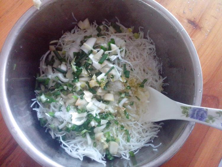 豆芽米粉煎饼步骤6