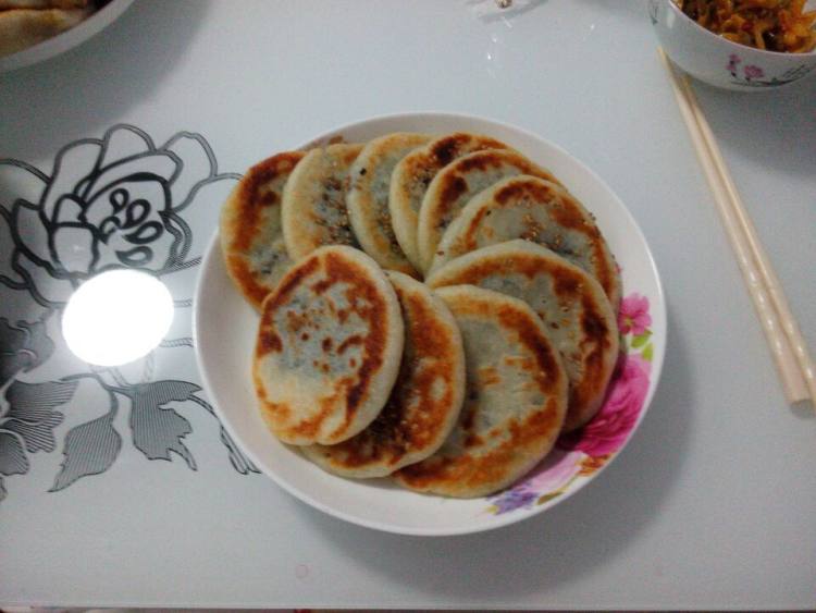 土豆黑芝麻饼步骤7