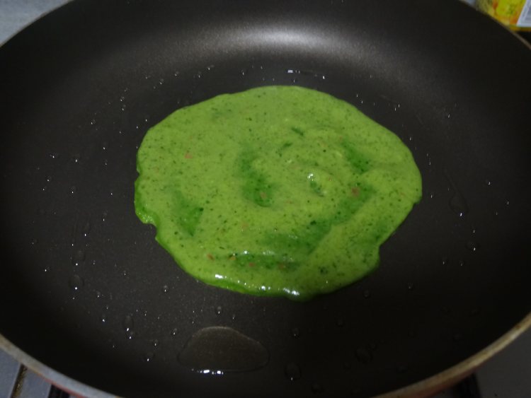 番茄菠菜鸡蛋饼步骤8