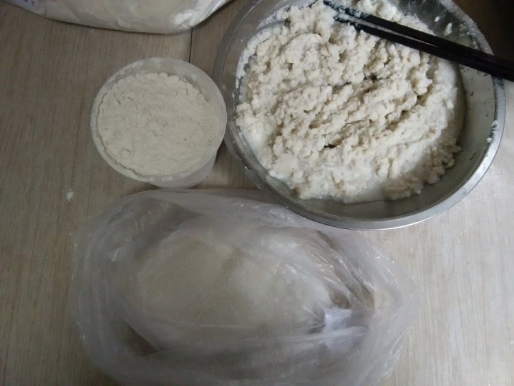 豆渣玉米粒饼步骤1