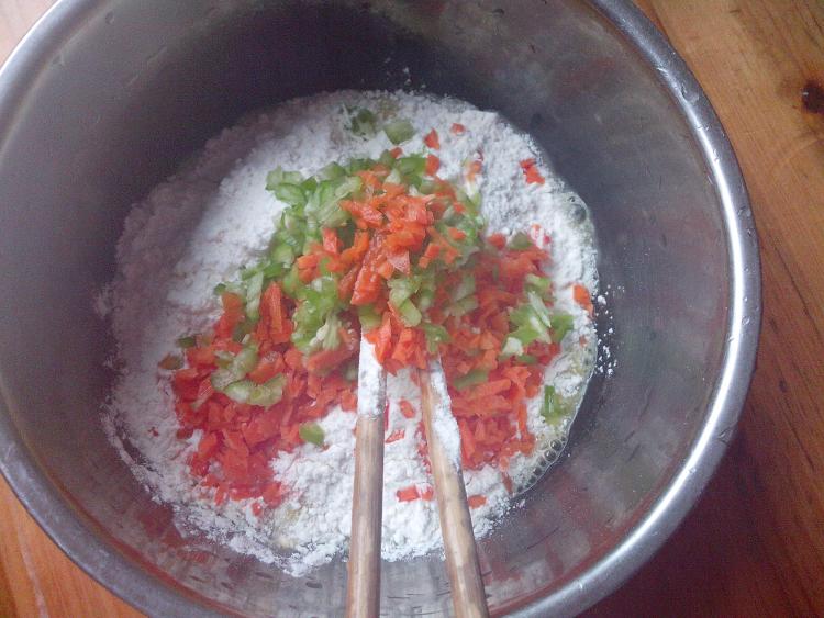 青椒红萝卜煎饼步骤5