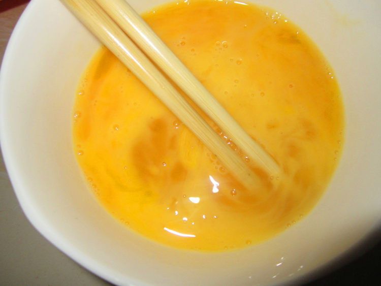 虾皮煎蛋卷饼步骤1
