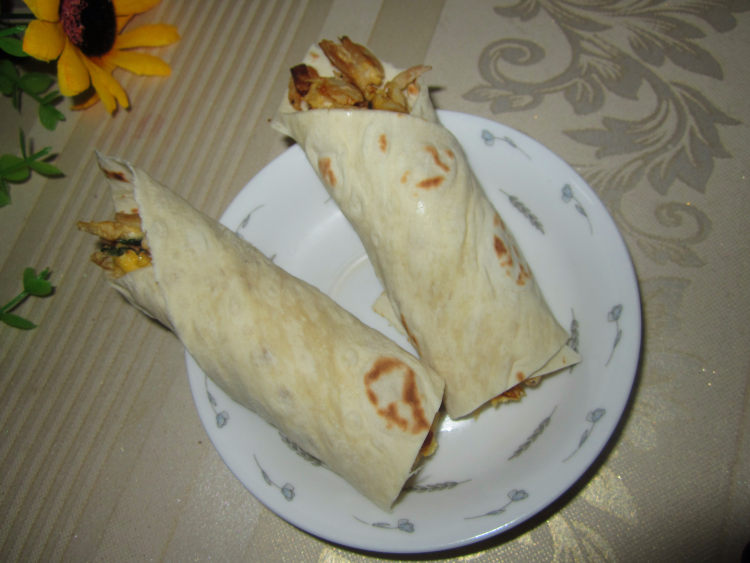 虾皮煎蛋卷饼步骤9