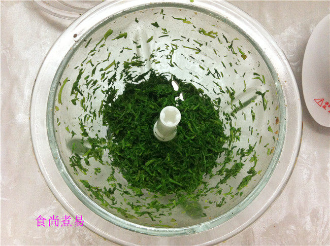 榨菜鸡蛋煎艾饼步骤6