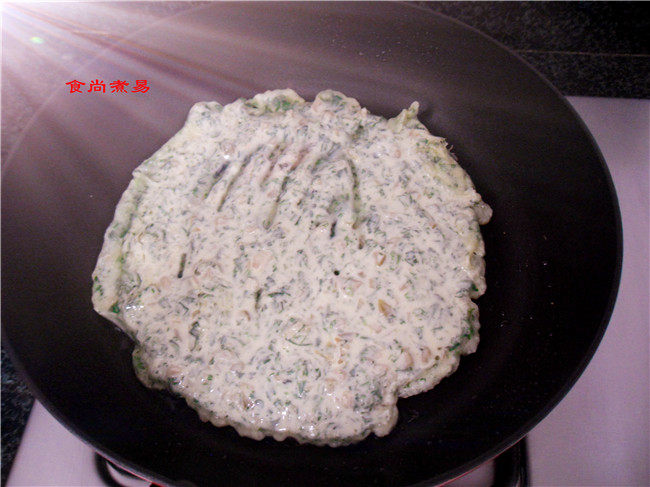 榨菜鸡蛋煎艾饼步骤12