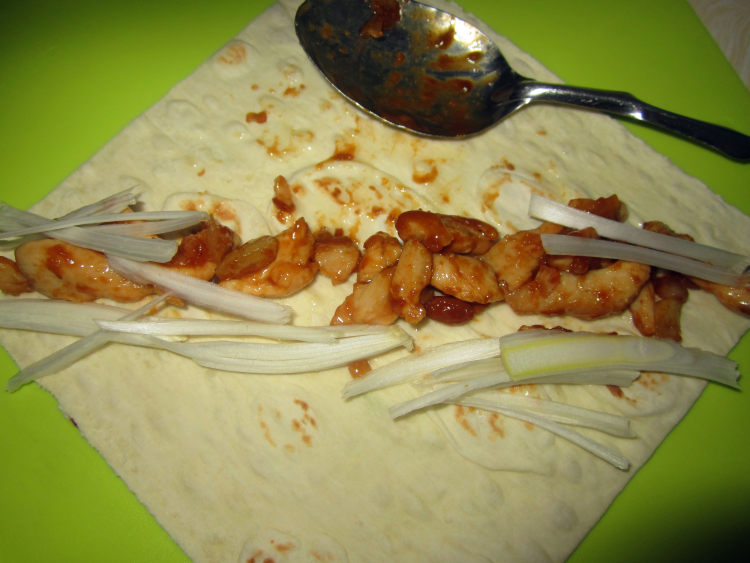 酱香鸡丝卷饼步骤11