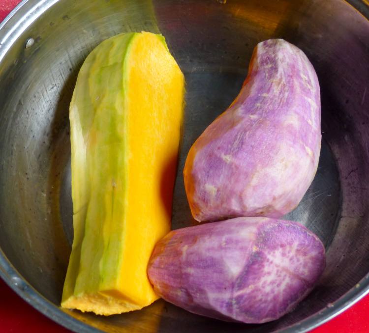 南瓜紫薯饼步骤1