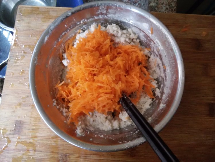 胡萝卜豆渣煎饼步骤5