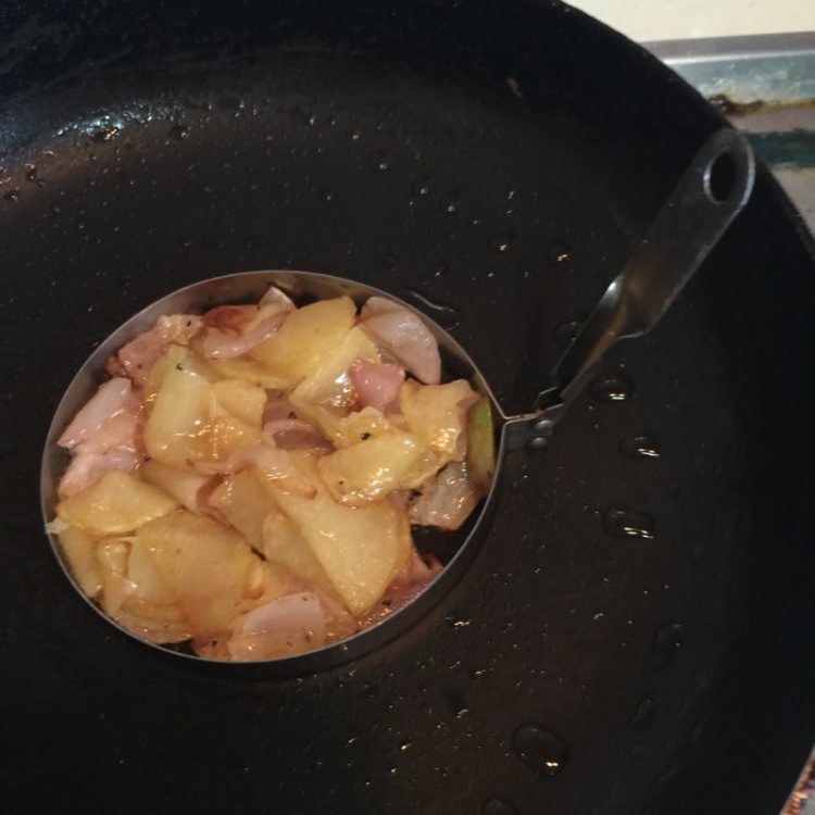 西班牙土豆鸡蛋饼步骤13