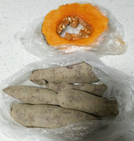 芝麻南瓜紫薯饼步骤2