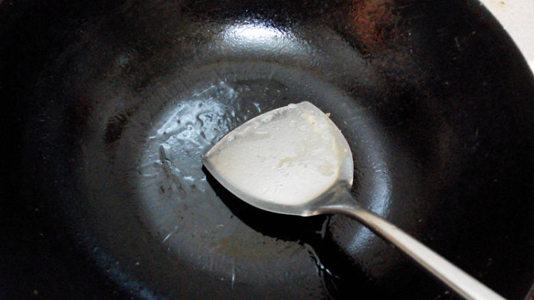 红椒葱油鸡蛋煎饼步骤4