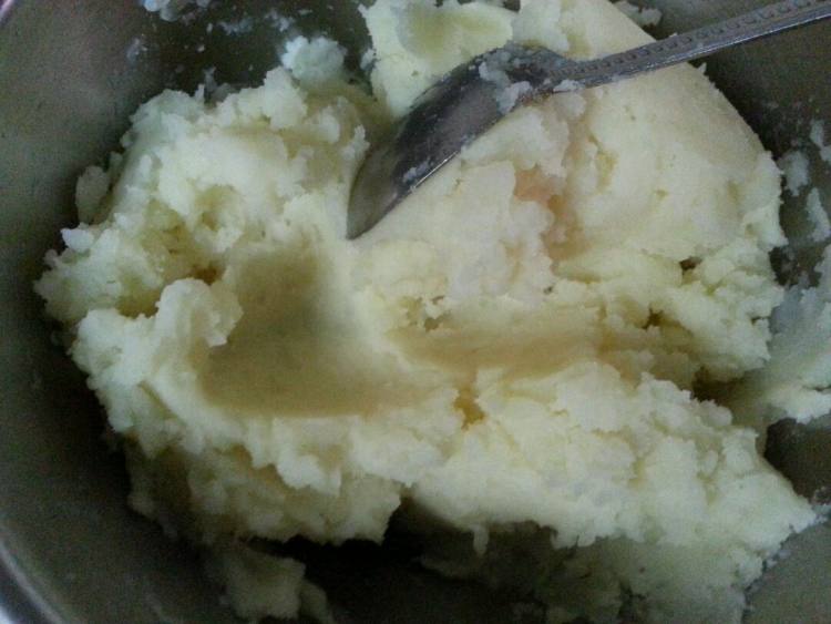 葱香牛肉土豆饼步骤1