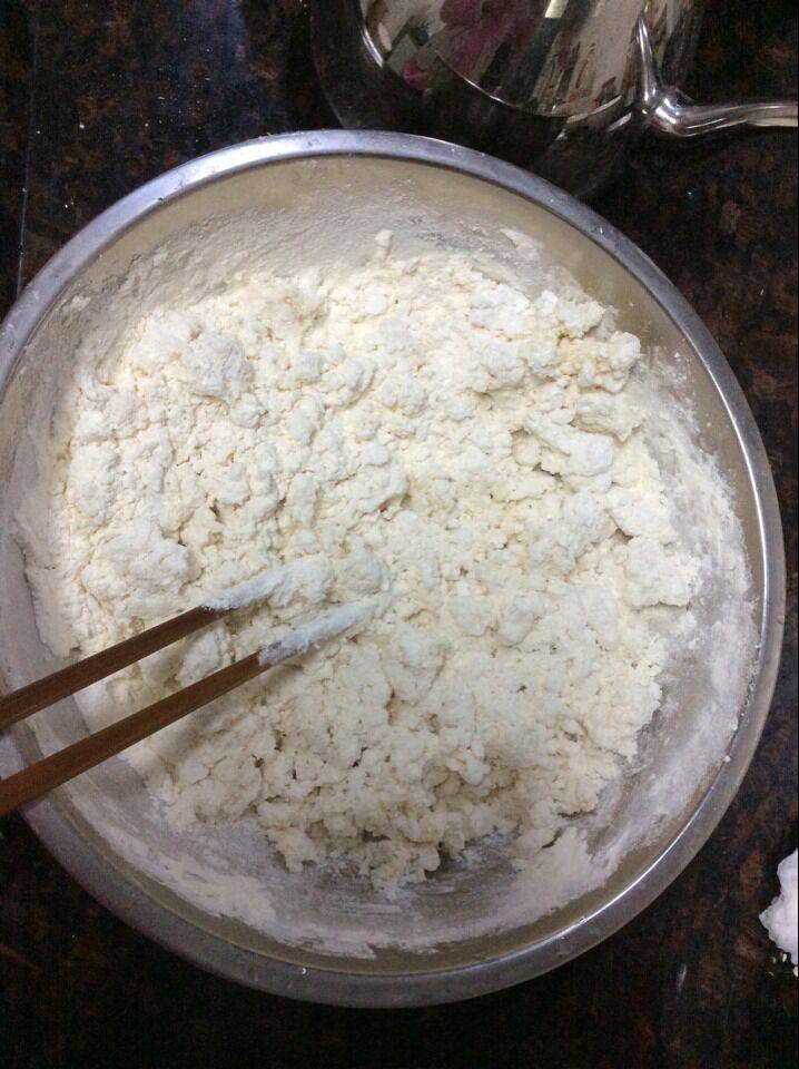 韭菜猪肉饼步骤4