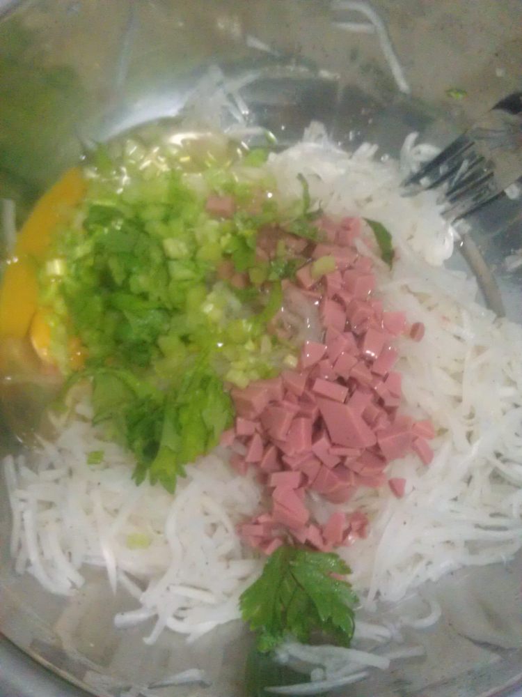 萝卜丝鸡蛋饼步骤3