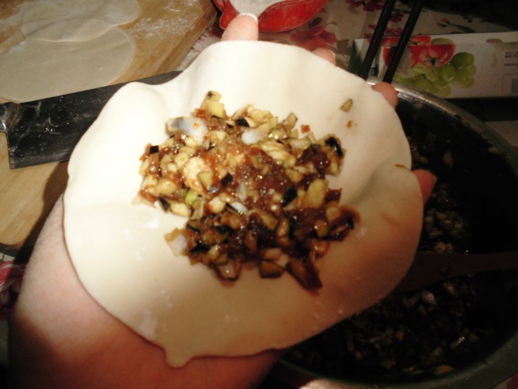 茄子肉馅饼步骤10