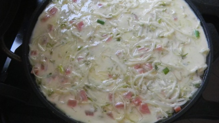 火腿豆芽煎饼步骤7