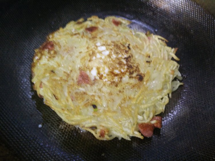 窝蛋土豆丝饼步骤9