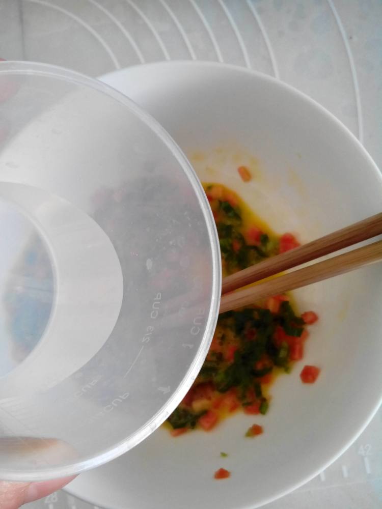 菠菜胡萝卜鸡蛋饼步骤4