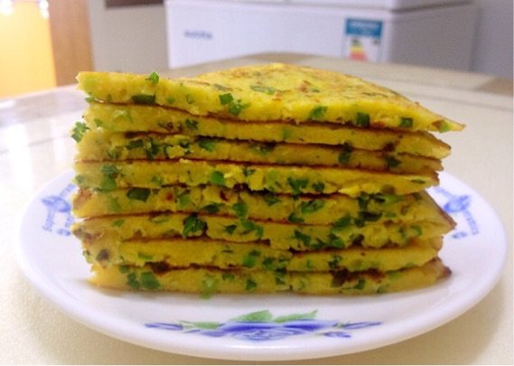 香葱鸡蛋玉米面煎饼步骤6