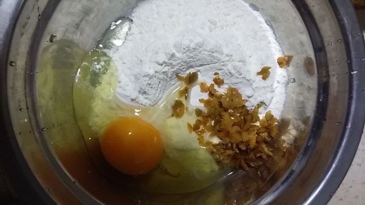 鸡蛋榨菜煎饼步骤2